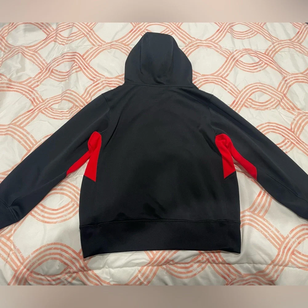 Elite by Nike Therma-Fit Boys Black and Red hoodie
